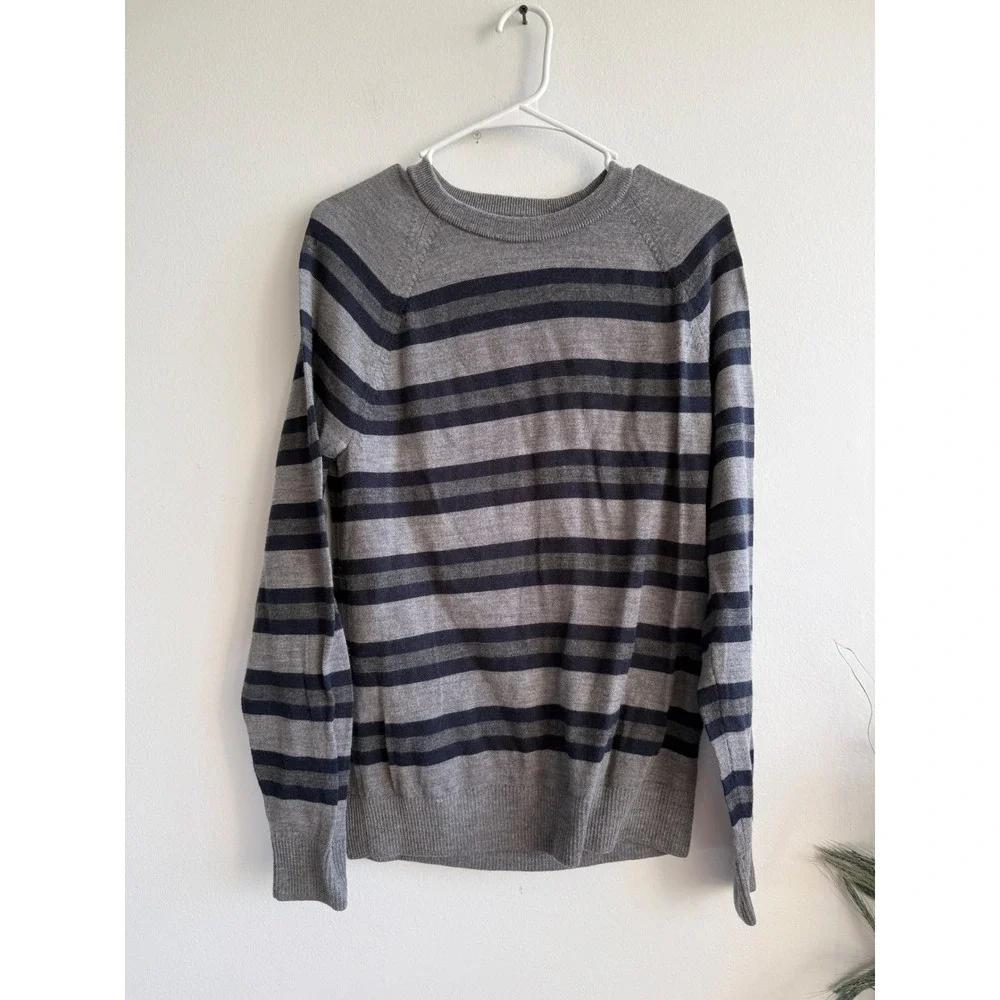 Banana Republic Mens Merino Wool Striped Crewneck Sweater Grey Navy Blue Medium